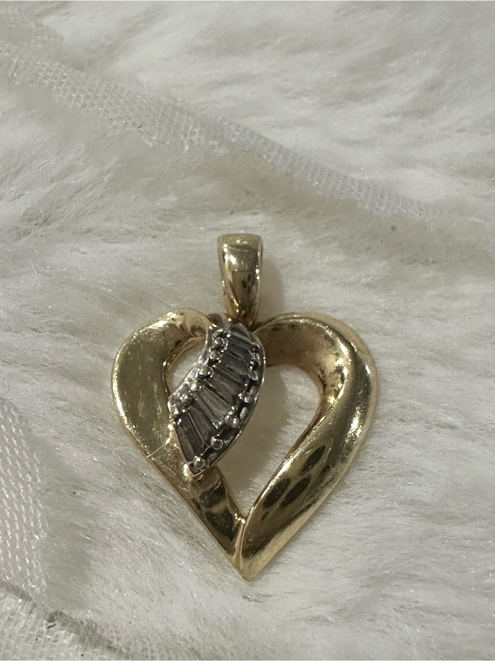 Solid 10k Gold Heart Pendant with Seven Baguette Diamonds Pre-Loved